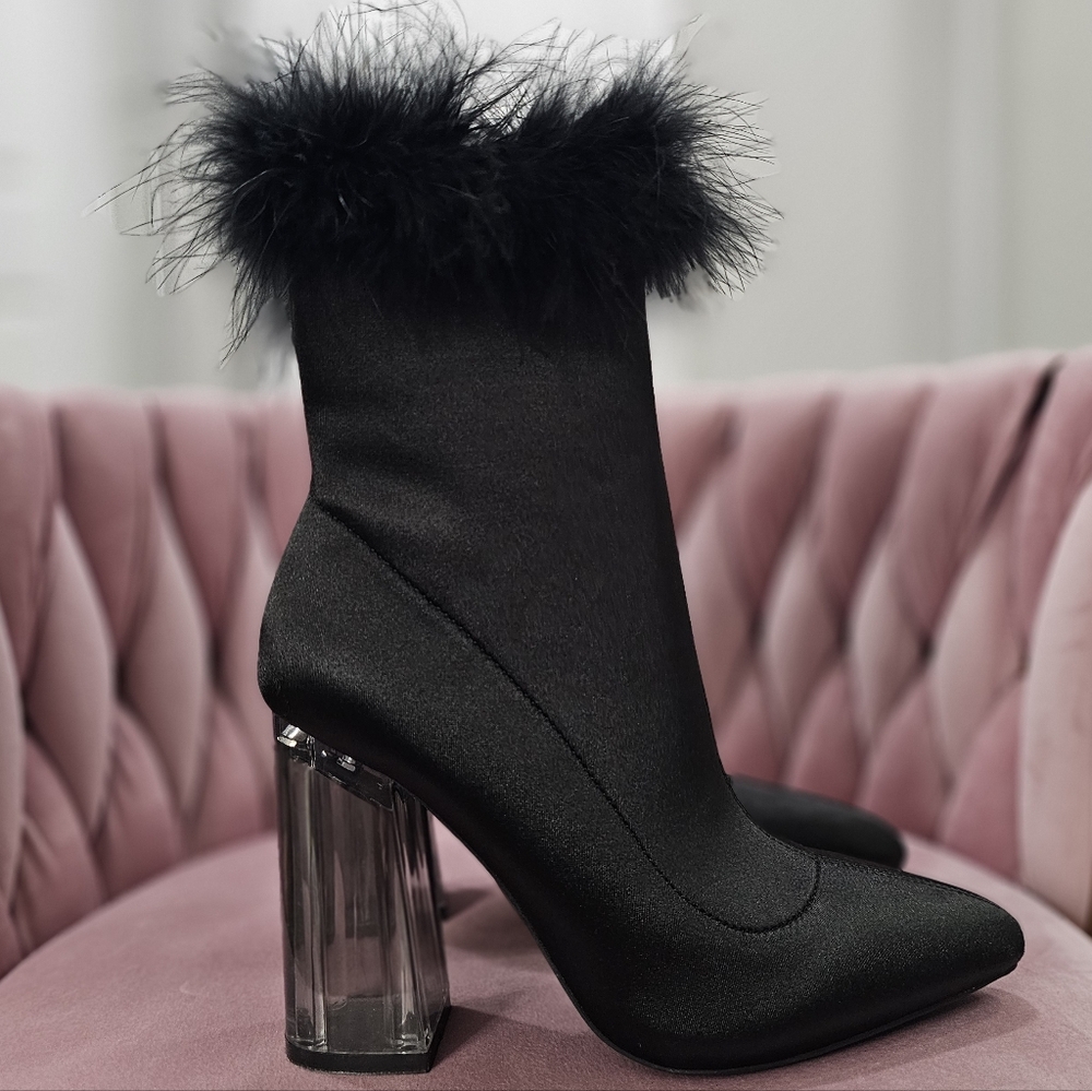 Sugar Thrillz Luv Me Or Hate Me Marabou Boots - Black Size 7